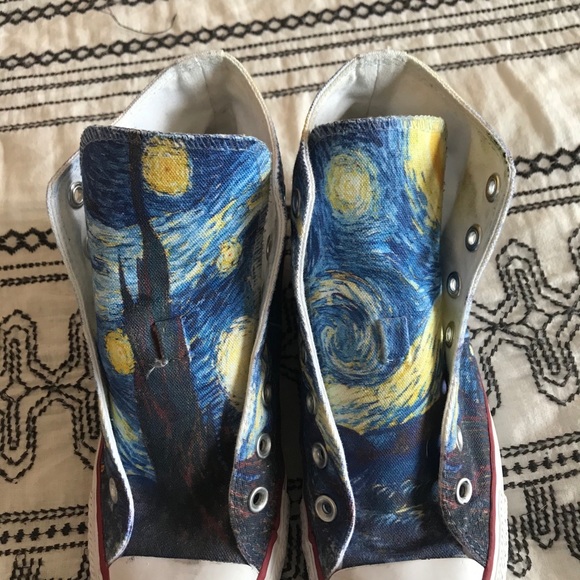 Converse - Picture 2 of 6